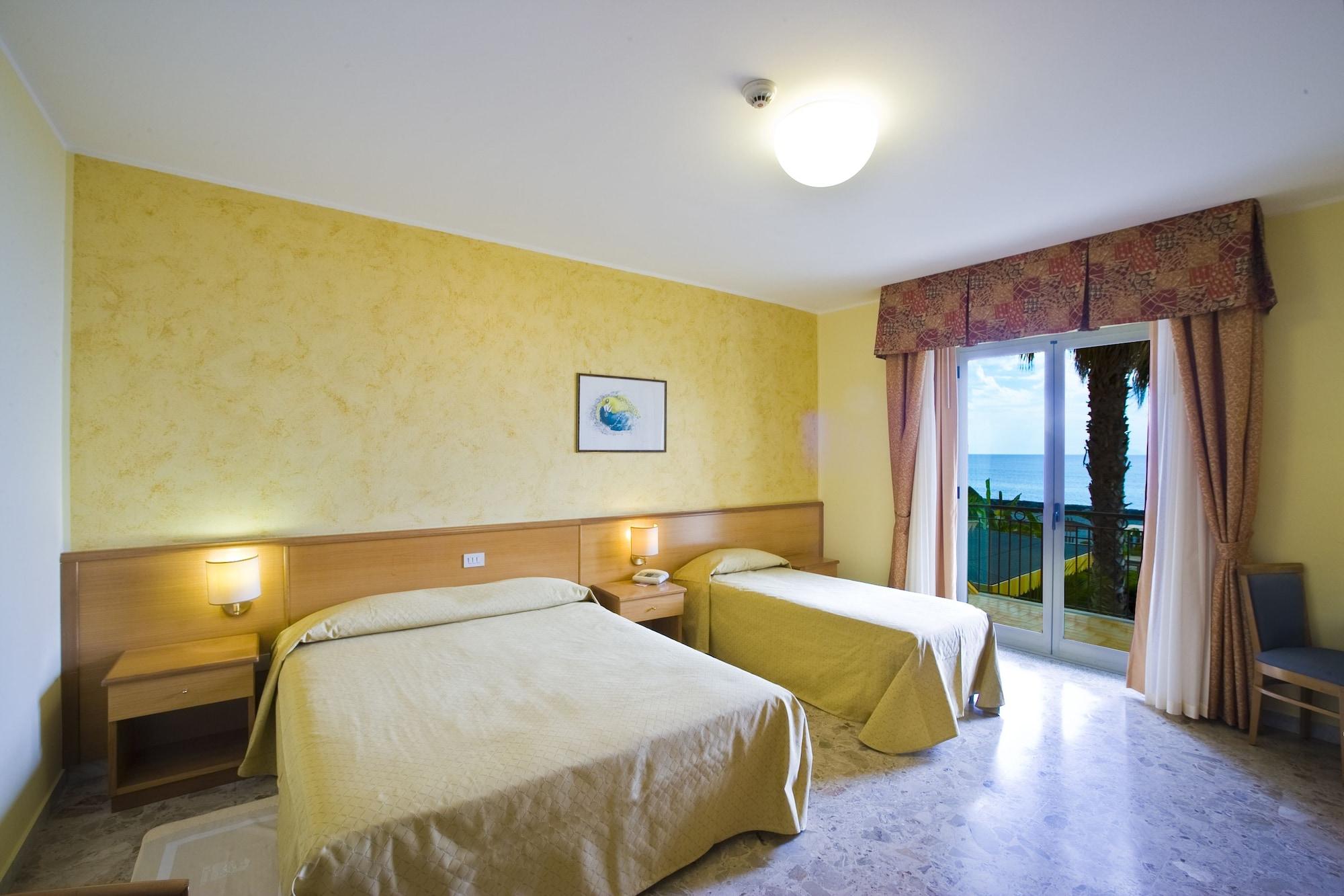 Hotel La Tonnara Amantea Esterno foto