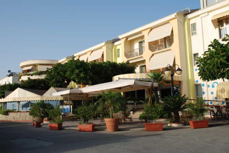 Hotel La Tonnara Amantea Esterno foto
