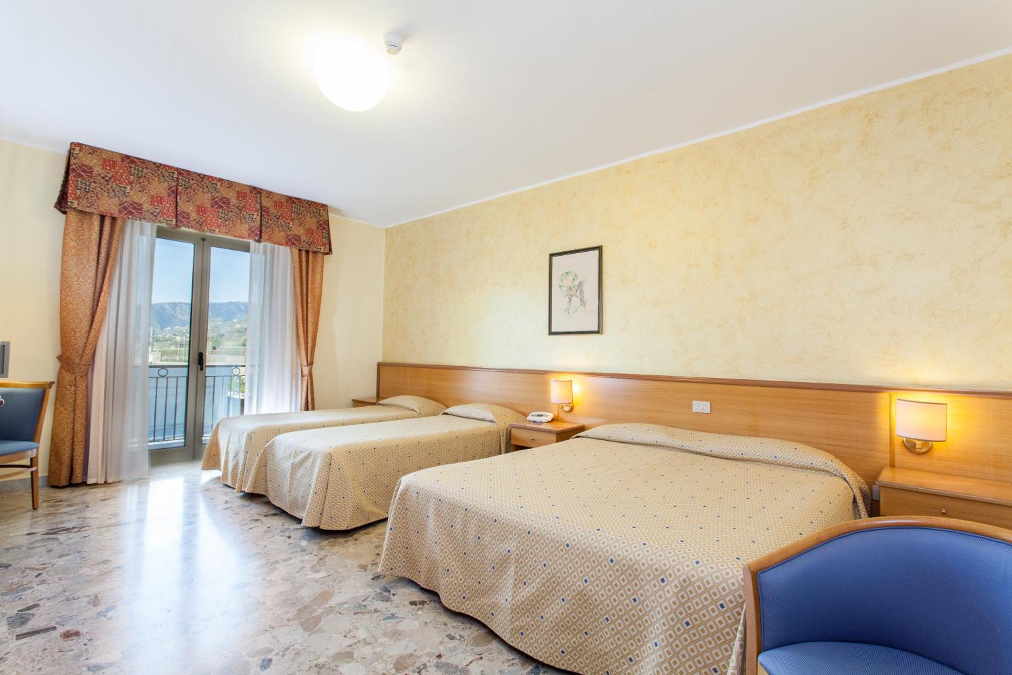 Hotel La Tonnara Amantea Camera foto